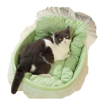 Lace-Trimmed Cat Princess Bed